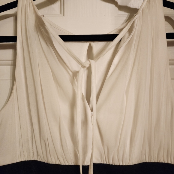 Beautiful black and white dress - Picture 4 of 5